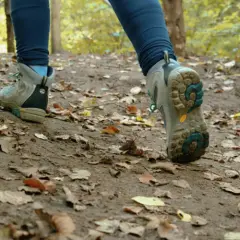 Jak wybrać buty turystyczne? Poradnik eksperta, by jeździć bezpiecznie