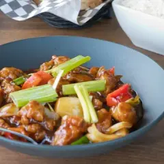 Gdzie zjeść w Kościerzynie? Odkryj najlepsze restauracje i smaki