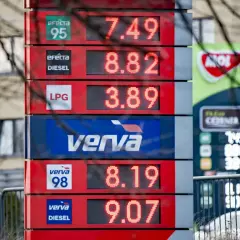 Ceny paliw na Orlenie: benzyna 95 za 7.49, diesel za 8.82 i 9.07, LPG za 3.89.