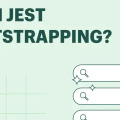 Czym jest bootstrapping? Grafika z pytaniem i ikonami wyszukiwania, sugerująca poszukiwanie informacji o tej metodzie finansowania.