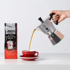 Kawa Bialetti Perfetto Moka Classico, zaparzona w kultowym moka pot, to dowód na to, jaka jest najlepsza kawa.