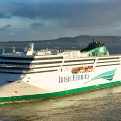Ile kosztuje prom do Irlandii? Sprawdź najtańsze opcje i trasy