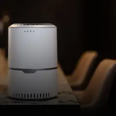 Ionizador de aire AENO para que sirve: purifica el ambiente, eliminando olores y alérgenos para un hogar más saludable.