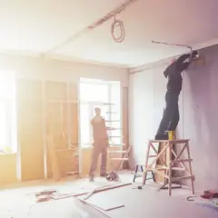 Remont w pracy: jak zadbać o bezpieczeństwo pracowników?