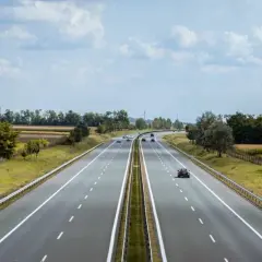 Do kogo należą autostrady w Polsce i kto je naprawdę zarządza?