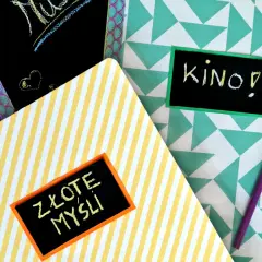 Ozdób zeszyt DIY: 5 stylów, techniki krok po kroku i trwałość!
