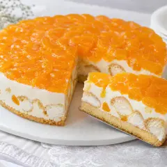 Eine köstliche Windbeuteltorte mit Mandarinen, wie sie die Landfrauen backen. Ein Genuss für Augen und Gaumen!