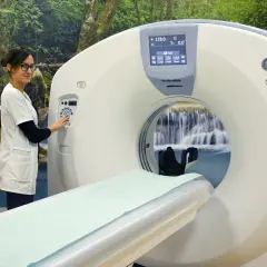 Ile trwa badanie tomografem? Czas trwania i czynniki wpływające