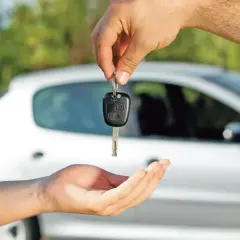 Jak uniknąć podatku od sprzedaży samochodu i zaoszczędzić pieniądze