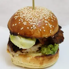 Burger de poisson croustillant : la recette meilleure qu'au fast-food