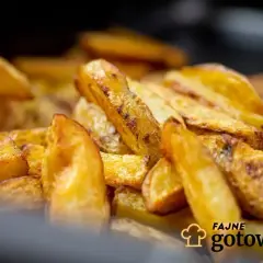 Domowe frytki jak z restauracji? Odkryj sekret chrupkości!