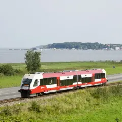 Pociąg do Kuźnicy (Hel) w 2026? Sprawdź, gdzie wysiądziesz!