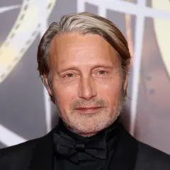 Mads Mikkelsen: Fascynująca historia kariery i najważniejsze role aktorskie