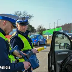 Policjanci z Lubuskiej Policji kontrolują prędkość. Kierowca przekroczył prędkość o 50 km/h.