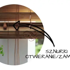 Szczegół bambusowych żaluzji, pokazujący sznurki do otwierania/zamykania. Strzałka wskazuje mechanizm.