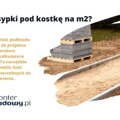 Ile podsypki pod kostkę na m2? Oblicz potrzebną ilość materiału do brukowania. Stos kostki brukowej czeka na ułożenie.