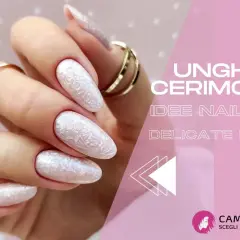 Unghie per cerimonie: idee nail art delicate e chic. Mani eleganti con unghie perlate e decorazioni floreali, perfette per ogni evento speciale.