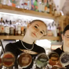 Gdzie zjeść w Rydze? Najlepsze restauracje i ukryte perełki kulinarne
