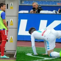 Jak piłkarze sikają na boisku? Zaskakujące fakty i anegdoty
