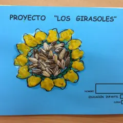 Proyecto "Los Girasoles": un girasol hecho con semillas y pintura amarilla, como si fuera obra de un pintor de los girasoles.