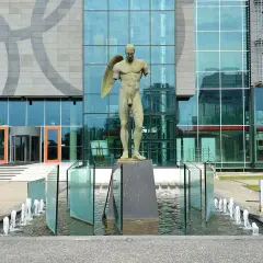 Igor Mitoraj: Gdzie podziwiać jego rzeźby i czy warto inwestować?