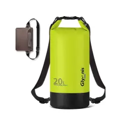 Petate estanco verde brillante de 20L, ideal para aventuras acuáticas. Incluye una pequeña bolsa marrón impermeable.