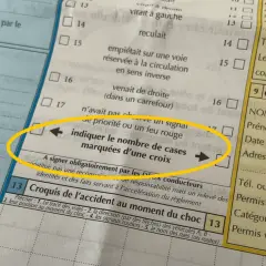 Exemple de constat rempli : une section du formulaire demande d'indiquer le nombre de cases marquées d'une croix.