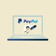Ilustracja przedstawia laptop z logo PayPal. Obok ikony użytkownika widać gumkę do mazania, symbolizującą szybki przelew z PayPal na konto bankowe.