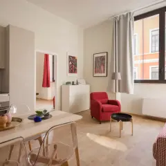 Nowe mieszkanie w Holandii, z kuchnią, jadalnią i salonem. Zastanawiasz się, ile kosztuje wynajęcie mieszkania w Holandii?