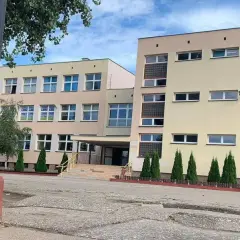 Szkoła podstawowa integracyjna w Inowrocławiu – jak wybrać najlepszą dla dziecka?