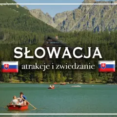 Słowacja wakacje: malownicze jezioro, góry i ludzie pływający łódkami. Idealne miejsce na aktywny wypoczynek i zwiedzanie.