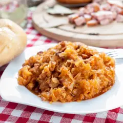 Jakie przyprawy do bigosu? Odkryj sekrety smaku tej potrawy