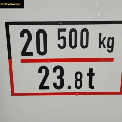 Wagon towarowy: 20 500 kg i 23.8 t. Informacja o dopuszczalnej masie całkowitej.