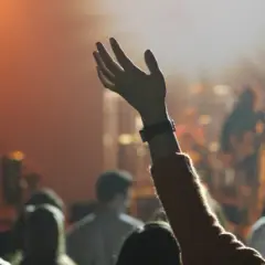 Ile trwa koncert? Poznaj zaskakujące fakty o czasie trwania występów
