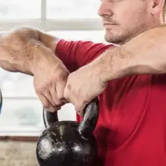 Co to jest CrossFit? Przewodnik: zasady, efekty i pierwsze kroki.