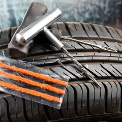 Kit para reparar pinchazos en neumáticos. Averigua cuanto cuesta arreglar un pinchazo con estas herramientas.