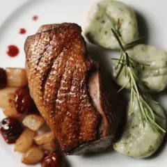 Gdzie zjeść w Stroniu Śląskim? Najlepsze restauracje i smaki
