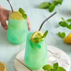 Orzeźwiające drinki z miętą i cytryną, które zaskoczą Twoich gości