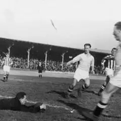 Kiedy powstała ekstraklasa? Poznaj jej historię i pierwsze rozgrywki