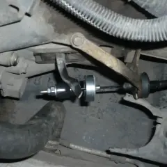 Citroen Berlingo: Wymiana linki sprzęgła DIY oszczędź na warsztacie!