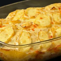 Prosta zapiekanka serowa, która zachwyci Twoich gości i rodzinę