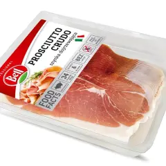 Plastry szynki crudo Bell, dojrzewającej, wieprzowej, bez laktozy. Idealna na ciepło i zimno.