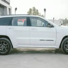 Jeep Grand Cherokee 3.0 CRD: Ile oleju? WK/WK2, normy, wymiana