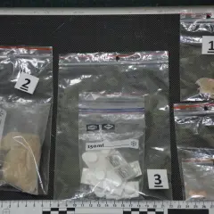 Tabletki z amfetaminą: Prawda o zagrożeniach i gdzie szukać pomocy