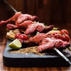 Ile można zarobić na kebabie? Odkryj prawdziwe zarobki i koszty