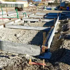 Ile kosztuje fundament pod dom? Poznaj zaskakujące ceny i czynniki wpływające na koszty