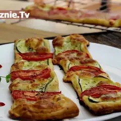 Zapiekanka z ciasta francuskiego: Przepisy, triki i idealny spód!