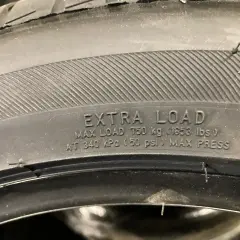 Co oznacza XL na oponie? To "Extra Load", czyli opona przystosowana do większego obciążenia (750 kg) i wyższego ciśnienia (50 PSI).