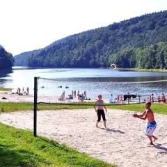 Jezioro Złotnickie: Odkryj piękno, atrakcje i tajemnice tego miejsca