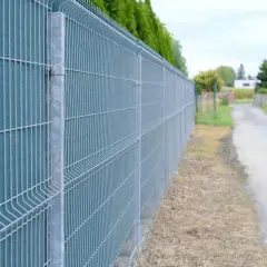 Jakie są przepisy dotyczące odległości ogrodzenia od drogi gminnej?